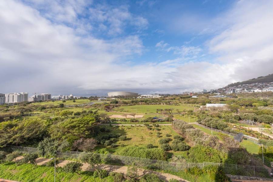 1 Bedroom Property for Sale in Mouille Point Western Cape